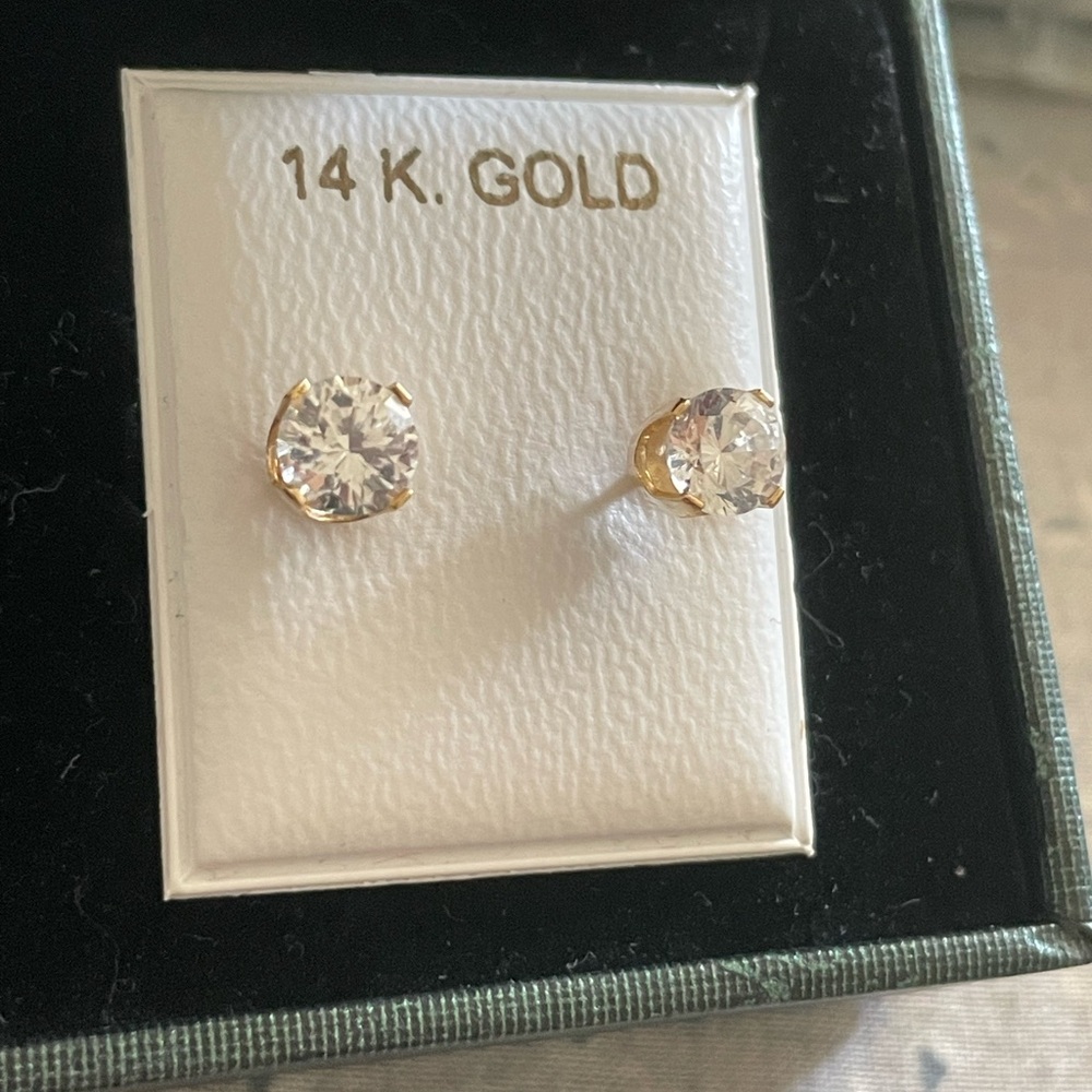 14k Diamond Like Sparkling CZ Stud Posts with Screw Back Earrings